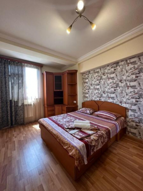 Apartment in Yerevan on Koghbatsi street